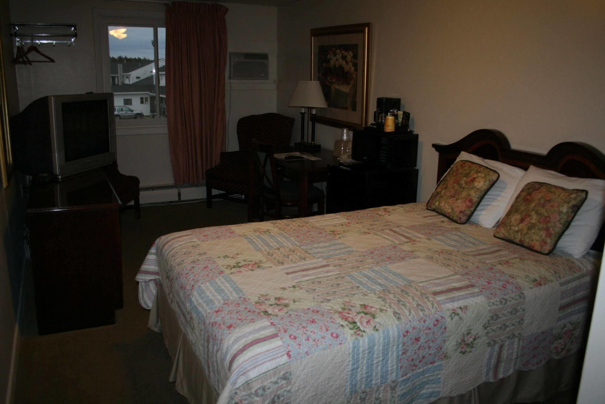 Maine Woods Inn Брюер Екстер'єр фото